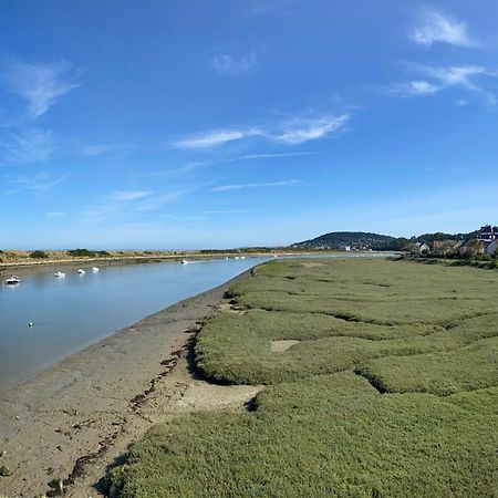 Appartement Elegant Au Coeur De Cabourg Bagian luar foto