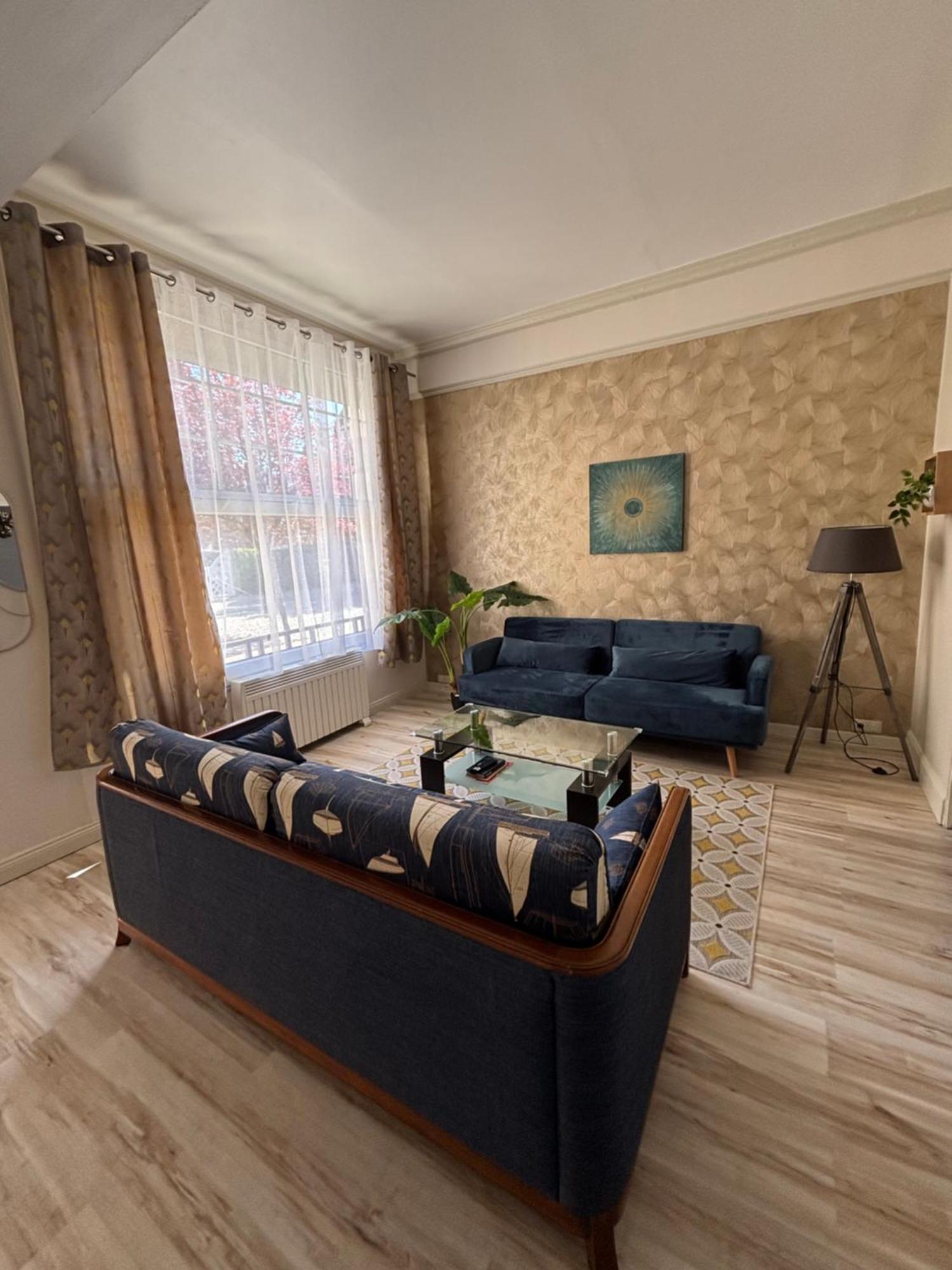 Appartement Elegant Au Coeur De Cabourg Bagian luar foto